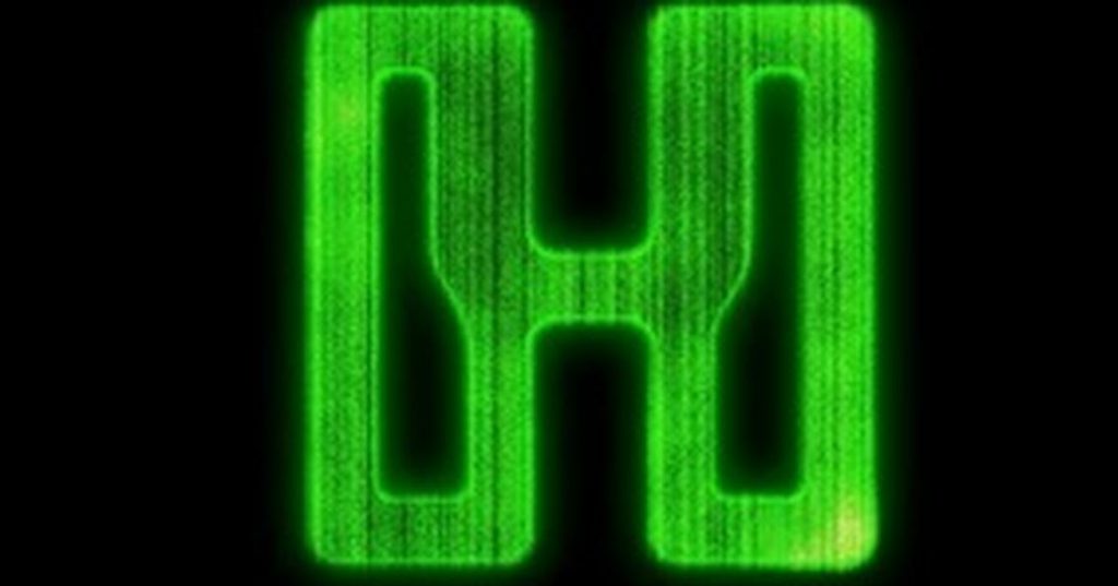 Millennium Hyper | Wolna redaktorka | Cross-Play