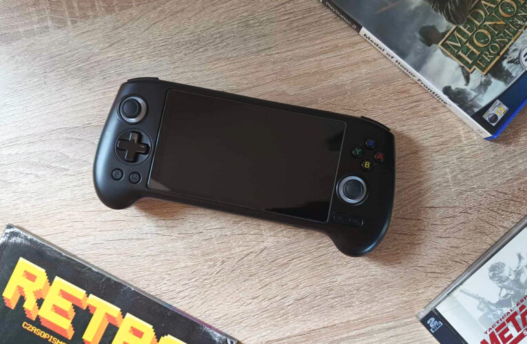 Anbernic RG556 – recenzja przenośnej retro konsoli